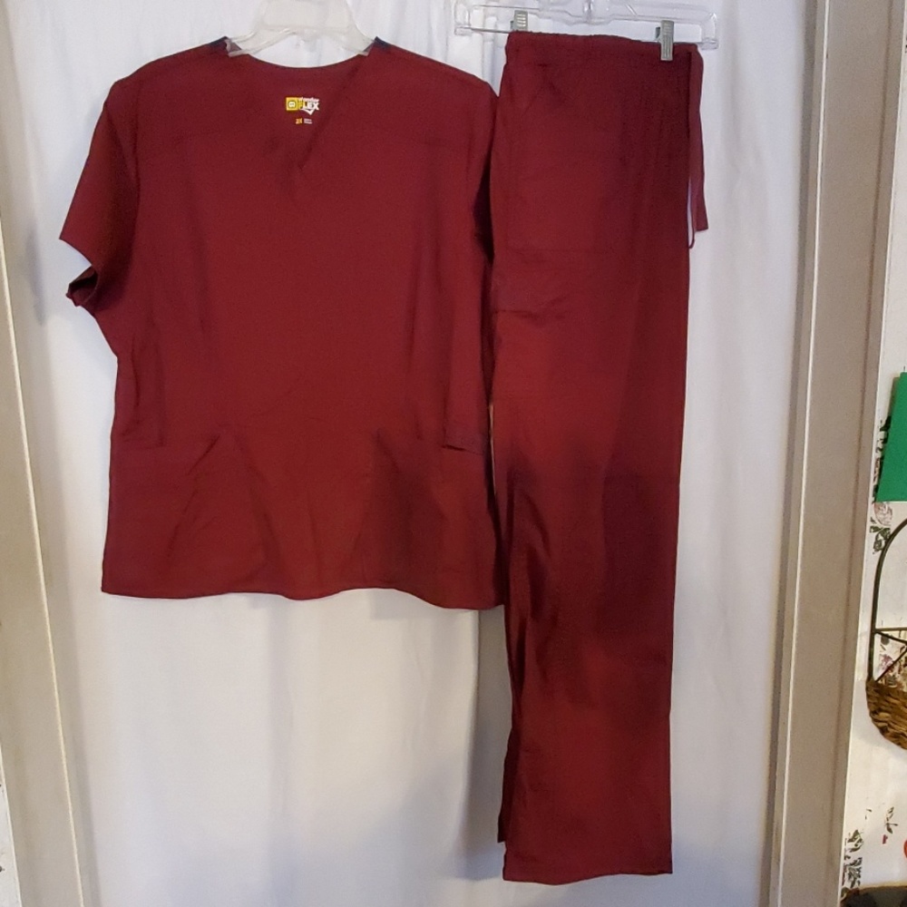 Plus Size Scrub Set